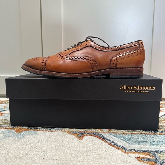 Allen Edmonds Other - Allen Edmonds Strand Cap-Toe Oxford (Walnut - 11.5)